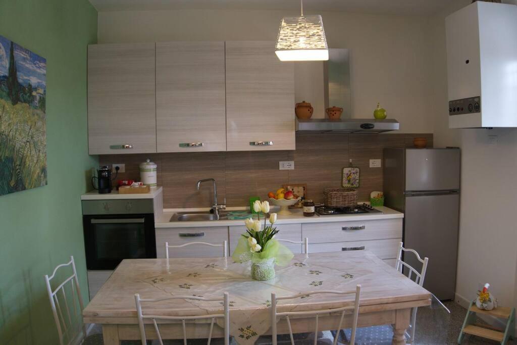 Casa Vacanze Podere San Giusto โวลแตร์รา ภายนอก รูปภาพ