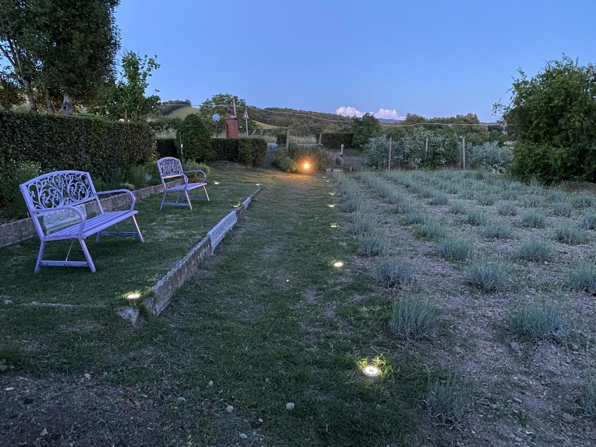 Casa Vacanze Podere San Giusto โวลแตร์รา ภายนอก รูปภาพ