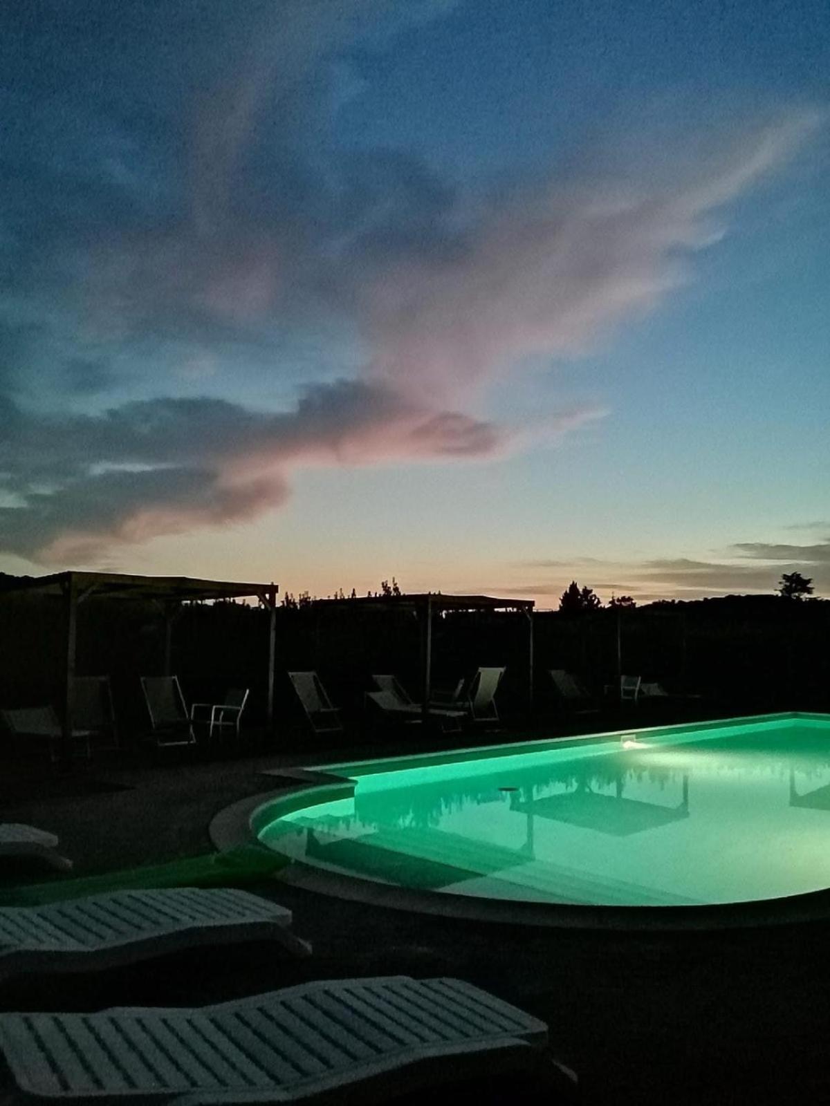 Casa Vacanze Podere San Giusto โวลแตร์รา ภายนอก รูปภาพ